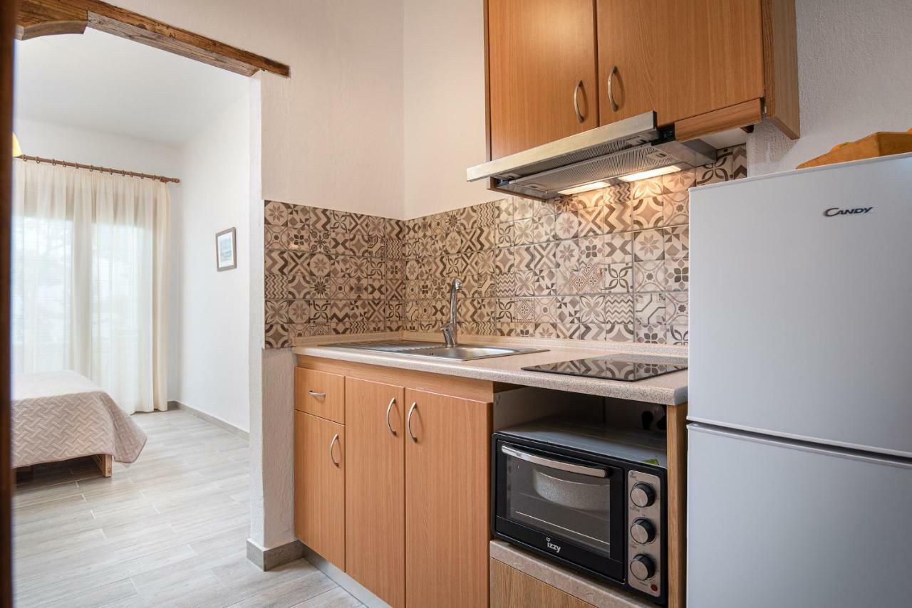 Akti House Psarogiannis Apartments & Studios Vourvourou Exterior photo